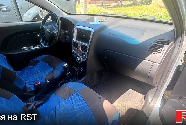 Серый ЗАЗ Форза, объемом двигателя 1.5 л и пробегом 88 тыс. км за 3610 $, фото 3 на Automoto.ua