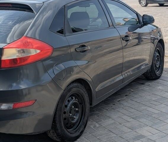 Сірий ЗАЗ Форза, об'ємом двигуна 1.5 л та пробігом 120 тис. км за 2500 $, фото 2 на Automoto.ua