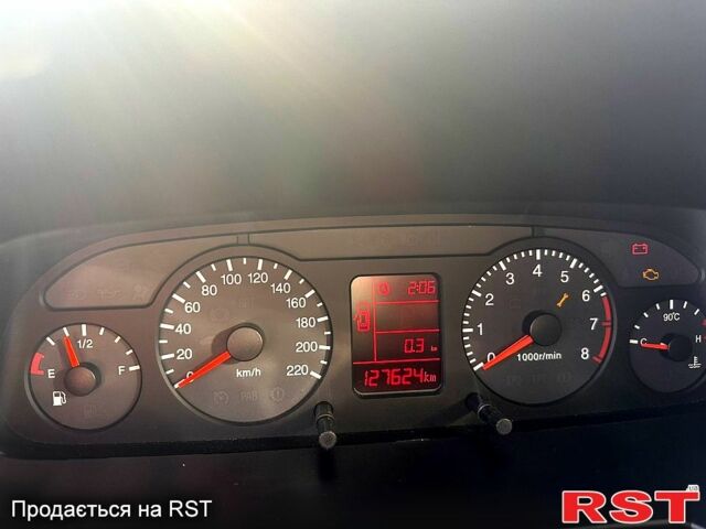 Серый ЗАЗ Форза, объемом двигателя 1.5 л и пробегом 127 тыс. км за 3200 $, фото 2 на Automoto.ua