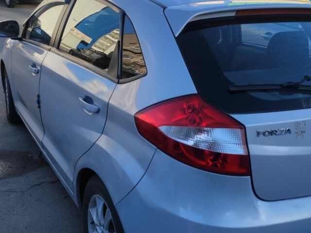 Серый ЗАЗ Форза, объемом двигателя 1.5 л и пробегом 235 тыс. км за 2750 $, фото 1 на Automoto.ua