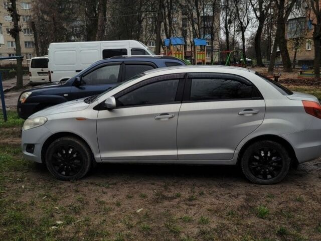 Сірий ЗАЗ Форза, об'ємом двигуна 1.5 л та пробігом 147 тис. км за 2013 $, фото 2 на Automoto.ua