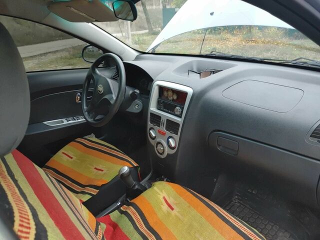 ЗАЗ Форза 2012 в Полтаве на Automoto.ua Серый ЗАЗ Форза, объемом двигателя 0 л и пробегом 46 тыс. км за 4100 $, фото 3 на Automoto.ua