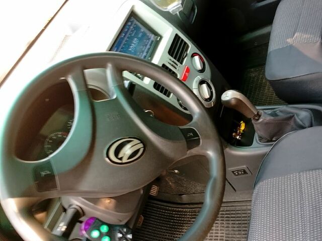 Серый ЗАЗ Форза, объемом двигателя 1.5 л и пробегом 128 тыс. км за 2300 $, фото 4 на Automoto.ua