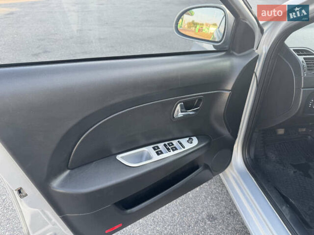 Серый ЗАЗ Форза, объемом двигателя 1.5 л и пробегом 115 тыс. км за 2900 $, фото 2 на Automoto.ua