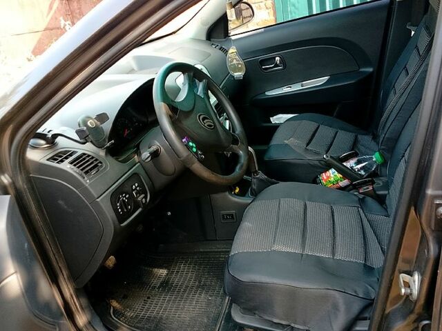 Серый ЗАЗ Форза, объемом двигателя 1.5 л и пробегом 128 тыс. км за 2300 $, фото 5 на Automoto.ua