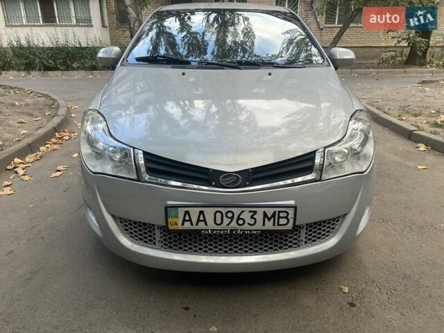 Сірий ЗАЗ Форза, об'ємом двигуна 1.5 л та пробігом 63 тис. км за 3200 $, фото 1 на Automoto.ua