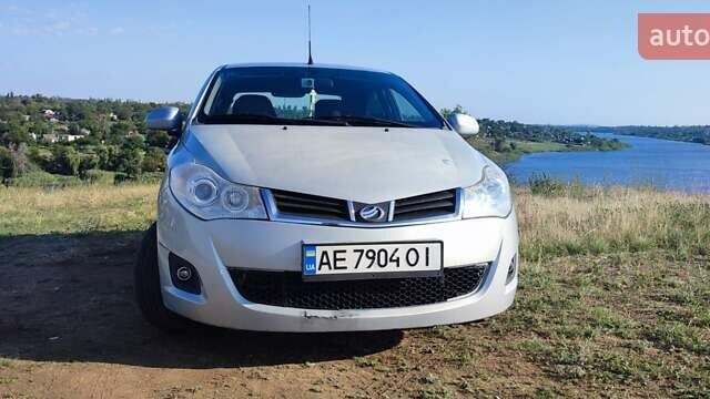 Серый ЗАЗ Форза, объемом двигателя 1.5 л и пробегом 154 тыс. км за 2700 $, фото 5 на Automoto.ua