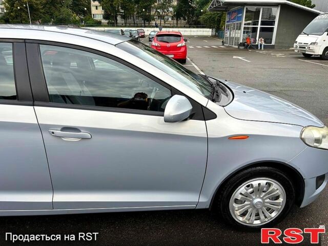 Сірий ЗАЗ Форза, об'ємом двигуна 1.5 л та пробігом 25 тис. км за 3200 $, фото 3 на Automoto.ua