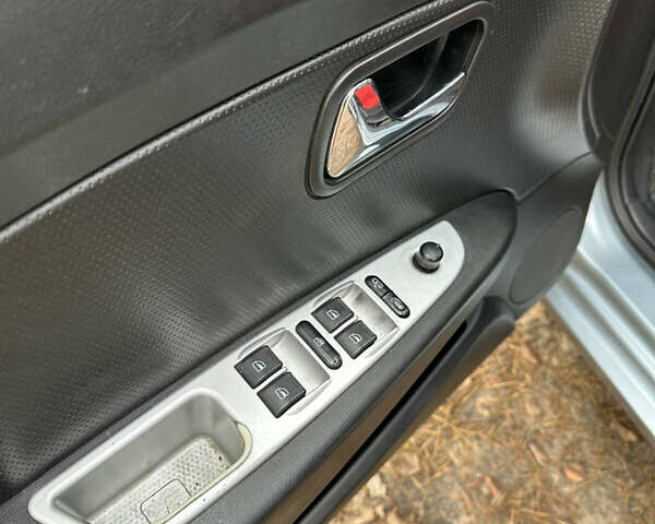 Серый ЗАЗ Форза, объемом двигателя 1.5 л и пробегом 170 тыс. км за 2200 $, фото 11 на Automoto.ua