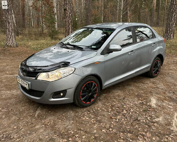 Серый ЗАЗ Форза, объемом двигателя 1.5 л и пробегом 170 тыс. км за 2200 $, фото 1 на Automoto.ua