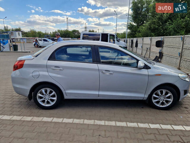 Сірий ЗАЗ Форза, об'ємом двигуна 1.5 л та пробігом 61 тис. км за 4900 $, фото 3 на Automoto.ua