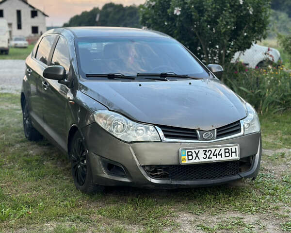 Зеленый ЗАЗ Форза, объемом двигателя 1.5 л и пробегом 150 тыс. км за 1600 $, фото 1 на Automoto.ua