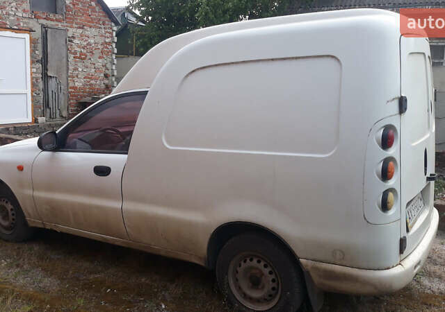 Белый ЗАЗ Lanos Cargo, объемом двигателя 1.5 л и пробегом 344 тыс. км за 1400 $, фото 2 на Automoto.ua