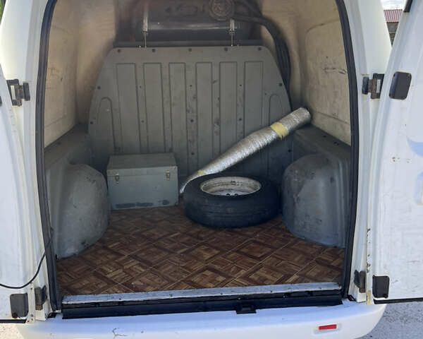 Белый ЗАЗ Lanos Cargo, объемом двигателя 1.5 л и пробегом 333 тыс. км за 1500 $, фото 10 на Automoto.ua