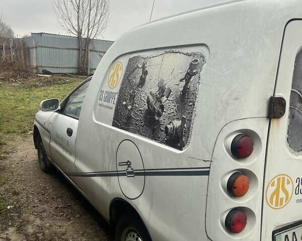 Белый ЗАЗ Lanos Cargo, объемом двигателя 1.5 л и пробегом 158 тыс. км за 2000 $, фото 4 на Automoto.ua