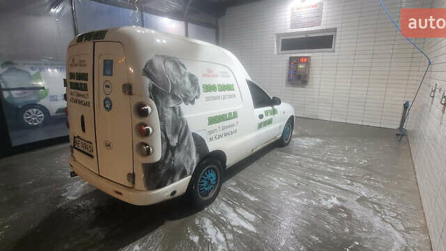 Белый ЗАЗ Lanos Cargo, объемом двигателя 1.5 л и пробегом 372 тыс. км за 2200 $, фото 4 на Automoto.ua