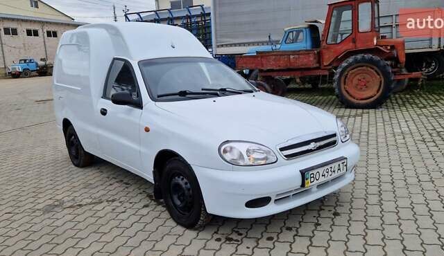 Белый ЗАЗ Lanos Cargo, объемом двигателя 1.5 л и пробегом 350 тыс. км за 1950 $, фото 2 на Automoto.ua