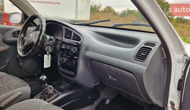 Белый ЗАЗ Lanos Cargo, объемом двигателя 1.5 л и пробегом 350 тыс. км за 1950 $, фото 9 на Automoto.ua