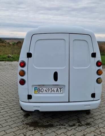 Белый ЗАЗ Lanos Cargo, объемом двигателя 1.5 л и пробегом 350 тыс. км за 1950 $, фото 6 на Automoto.ua