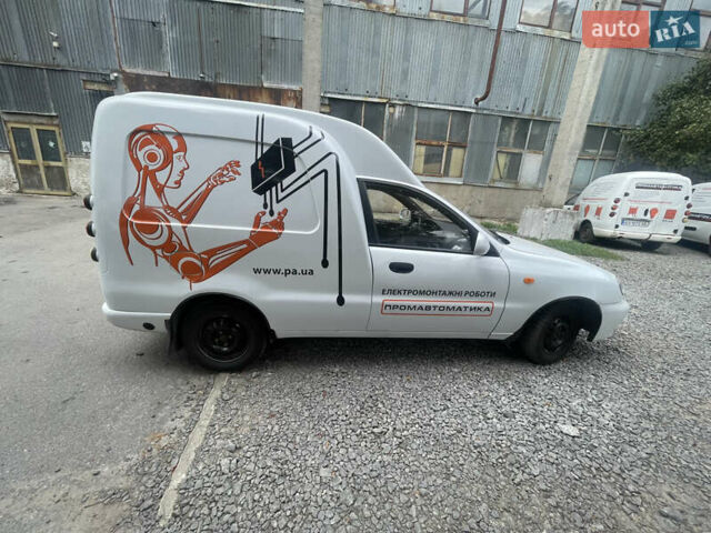 Белый ЗАЗ Lanos Cargo, объемом двигателя 1.5 л и пробегом 236 тыс. км за 2200 $, фото 4 на Automoto.ua