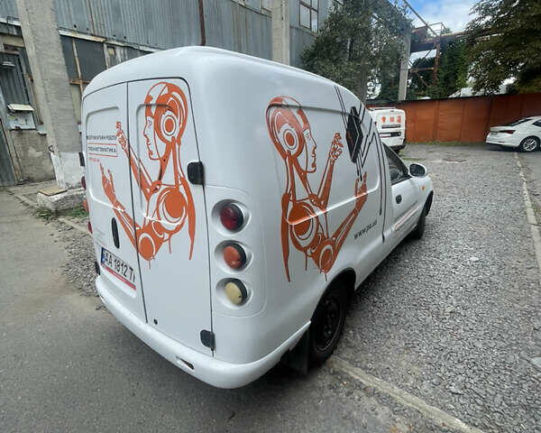 Белый ЗАЗ Lanos Cargo, объемом двигателя 1.5 л и пробегом 236 тыс. км за 2200 $, фото 5 на Automoto.ua