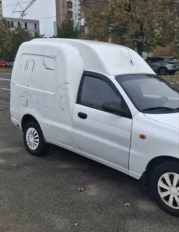 ЗАЗ Lanos Cargo 2012 в Киеве на Automoto.ua Белый ЗАЗ Lanos Cargo, объемом двигателя 1.5 л и пробегом 270 тыс. км за 2200 $, фото 3 на Automoto.ua