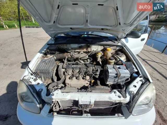 Белый ЗАЗ Lanos Cargo, объемом двигателя 1.5 л и пробегом 280 тыс. км за 2000 $, фото 2 на Automoto.ua