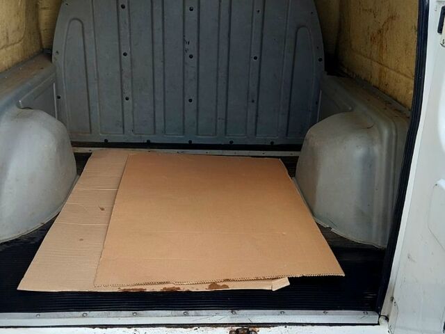 Белый ЗАЗ Ланос Пикап, объемом двигателя 1.3 л и пробегом 20 тыс. км за 1800 $, фото 8 на Automoto.ua