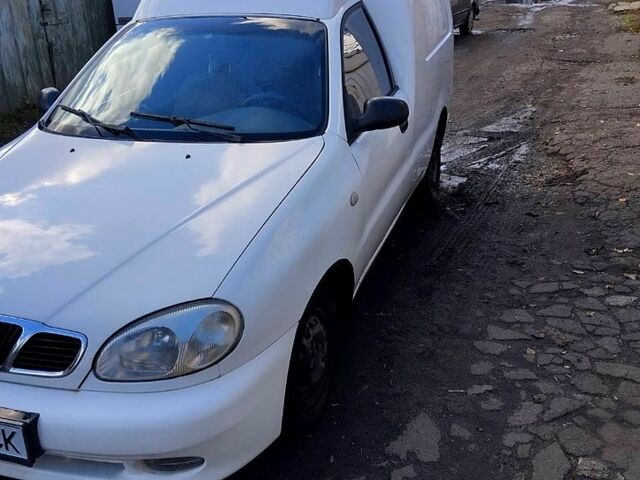 Белый ЗАЗ Ланос Пикап, объемом двигателя 1.3 л и пробегом 20 тыс. км за 1800 $, фото 2 на Automoto.ua