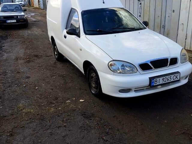 Белый ЗАЗ Ланос Пикап, объемом двигателя 1.3 л и пробегом 20 тыс. км за 1800 $, фото 3 на Automoto.ua