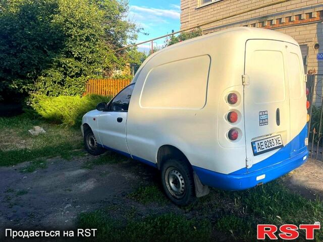 Белый ЗАЗ Ланос Пикап, объемом двигателя 1.5 л и пробегом 365 тыс. км за 1450 $, фото 1 на Automoto.ua