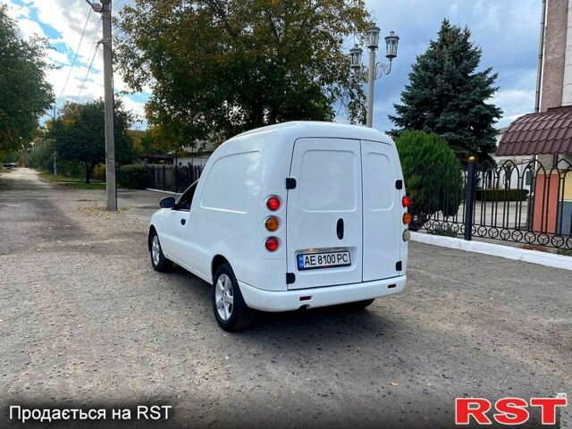 Белый ЗАЗ Ланос Пикап, объемом двигателя 1.5 л и пробегом 180 тыс. км за 3500 $, фото 10 на Automoto.ua