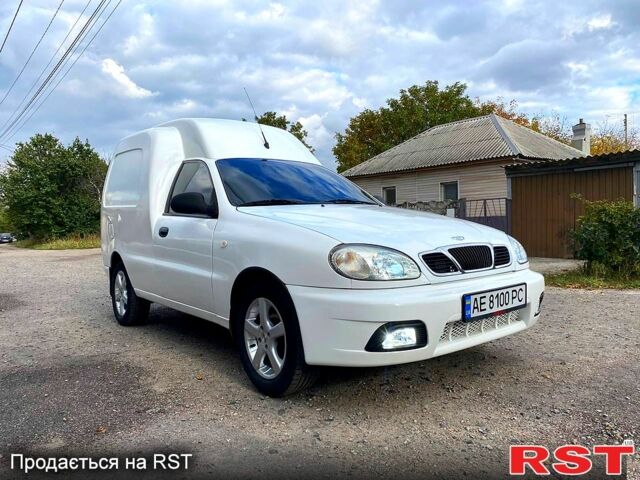 Белый ЗАЗ Ланос Пикап, объемом двигателя 1.5 л и пробегом 180 тыс. км за 3500 $, фото 8 на Automoto.ua