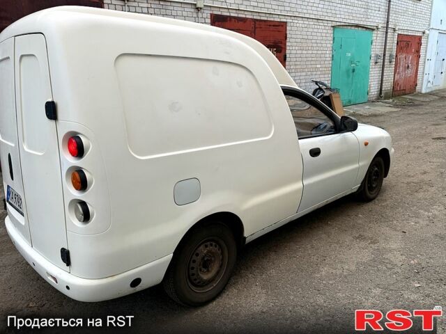 Белый ЗАЗ Ланос Пикап, объемом двигателя 1.5 л и пробегом 184 тыс. км за 2200 $, фото 4 на Automoto.ua