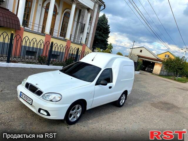 Белый ЗАЗ Ланос Пикап, объемом двигателя 1.5 л и пробегом 180 тыс. км за 3500 $, фото 4 на Automoto.ua