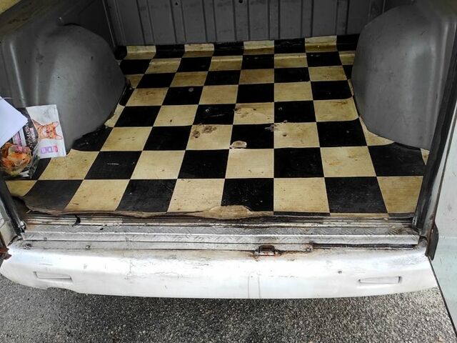 Белый ЗАЗ Ланос Пикап, объемом двигателя 1.5 л и пробегом 270 тыс. км за 2200 $, фото 4 на Automoto.ua