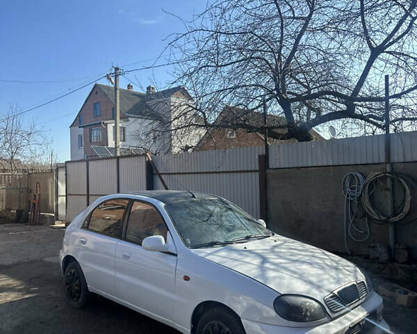 Белый ЗАЗ Ланос, объемом двигателя 1.6 л и пробегом 150 тыс. км за 2600 $, фото 5 на Automoto.ua