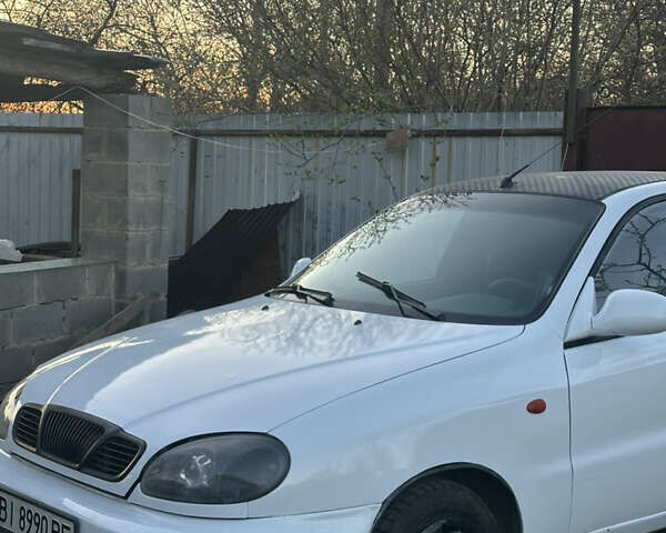 Белый ЗАЗ Ланос, объемом двигателя 1.6 л и пробегом 150 тыс. км за 2600 $, фото 1 на Automoto.ua