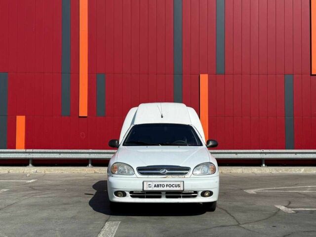 Білий ЗАЗ Ланос, об'ємом двигуна 1.5 л та пробігом 149 тис. км за 2290 $, фото 2 на Automoto.ua