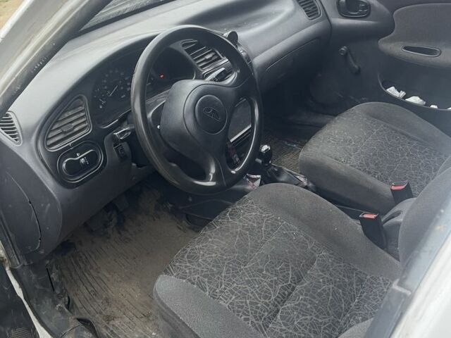 Белый ЗАЗ Ланос, объемом двигателя 1.5 л и пробегом 267 тыс. км за 750 $, фото 7 на Automoto.ua