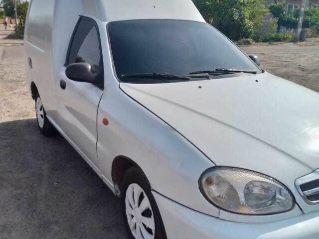 Белый ЗАЗ Ланос, объемом двигателя 1.5 л и пробегом 250 тыс. км за 1600 $, фото 1 на Automoto.ua