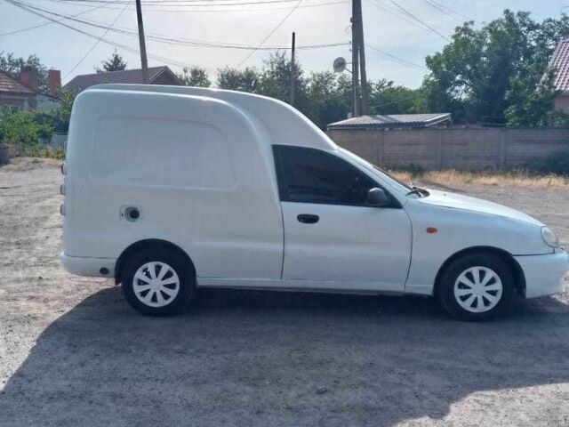 Белый ЗАЗ Ланос, объемом двигателя 1.5 л и пробегом 250 тыс. км за 1600 $, фото 3 на Automoto.ua