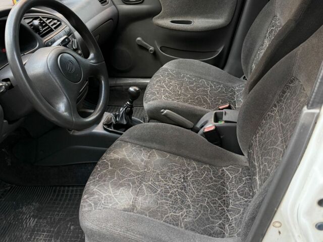 Белый ЗАЗ Ланос, объемом двигателя 1.5 л и пробегом 184 тыс. км за 2200 $, фото 5 на Automoto.ua