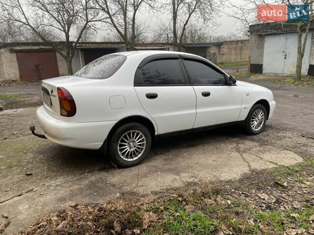 Білий ЗАЗ Ланос, об'ємом двигуна 1.5 л та пробігом 259 тис. км за 2400 $, фото 4 на Automoto.ua