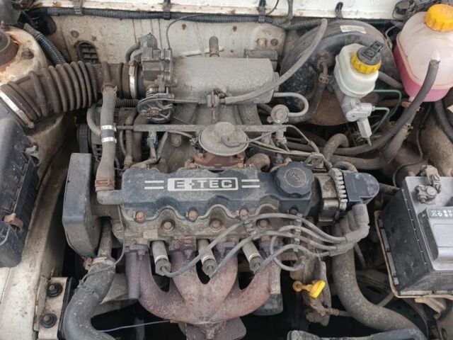 Белый ЗАЗ Ланос, объемом двигателя 0 л и пробегом 210 тыс. км за 1500 $, фото 1 на Automoto.ua