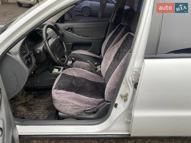 Білий ЗАЗ Ланос, об'ємом двигуна 1.5 л та пробігом 259 тис. км за 2400 $, фото 9 на Automoto.ua