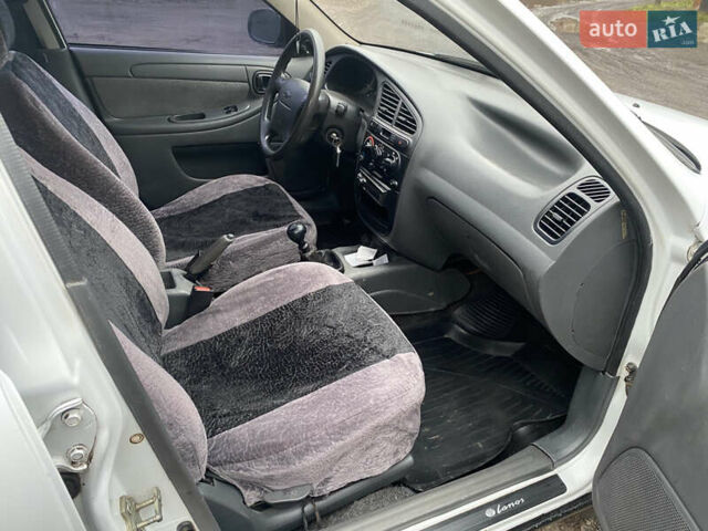 Білий ЗАЗ Ланос, об'ємом двигуна 1.5 л та пробігом 259 тис. км за 2400 $, фото 10 на Automoto.ua