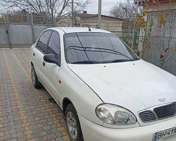 Белый ЗАЗ Ланос, объемом двигателя 1.39 л и пробегом 193 тыс. км за 1186 $, фото 3 на Automoto.ua