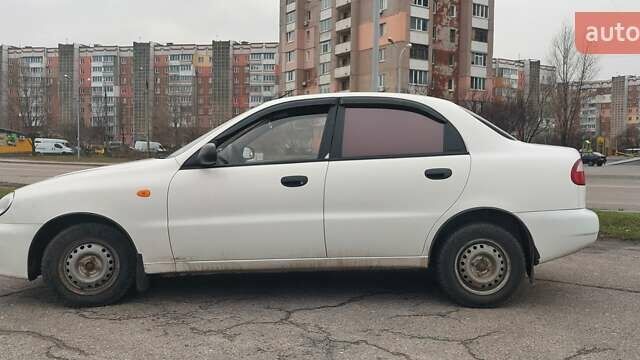 Белый ЗАЗ Ланос, объемом двигателя 1.39 л и пробегом 179 тыс. км за 2300 $, фото 7 на Automoto.ua