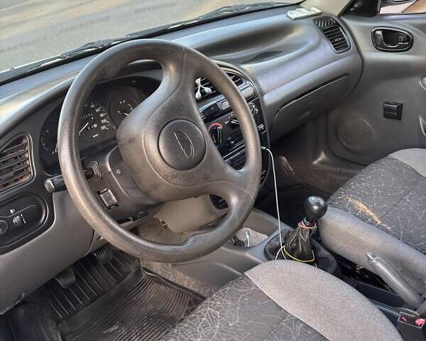Білий ЗАЗ Ланос, об'ємом двигуна 1.39 л та пробігом 150 тис. км за 2200 $, фото 7 на Automoto.ua